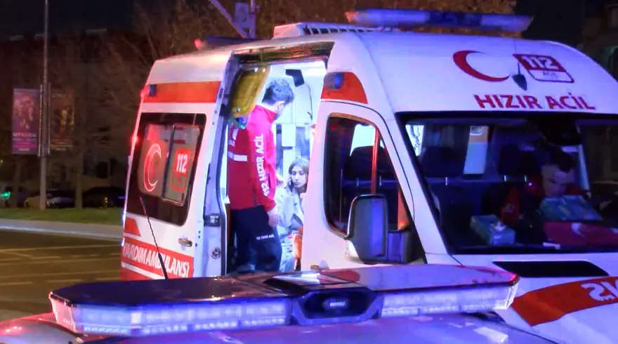 İstanbul'da 27 katlı otelde yangın: Müşteriler tahliye edildi 7