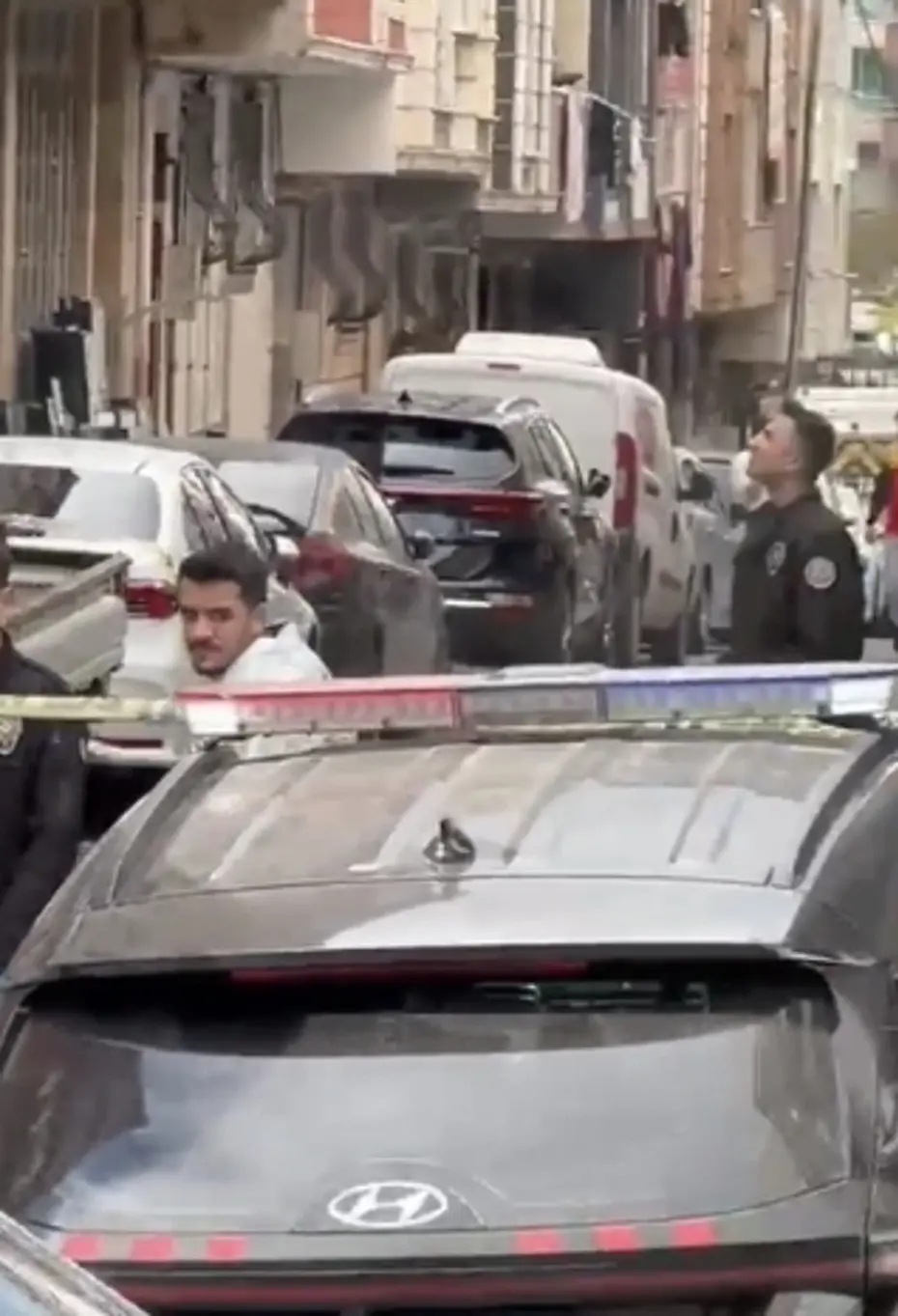 Sultangazi'de iş yerine silahlı saldırı