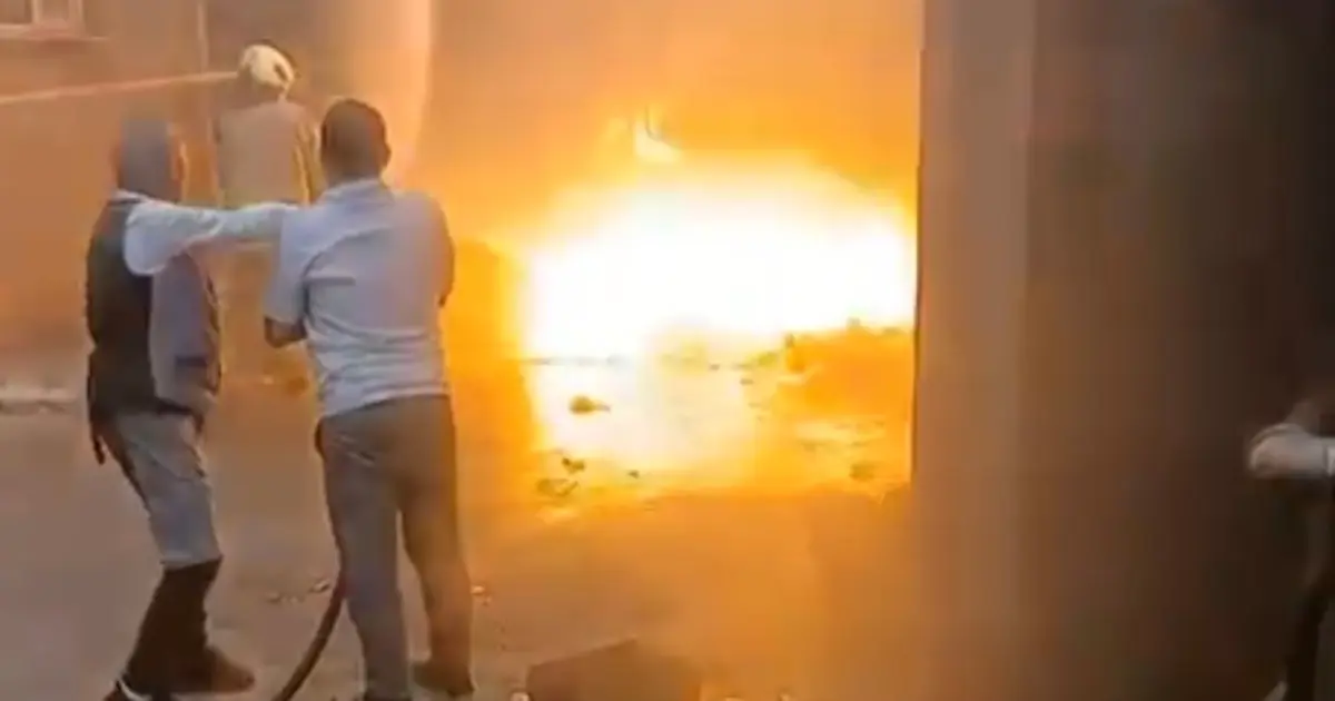 Ümraniye'de iş yeri deposunda yangın