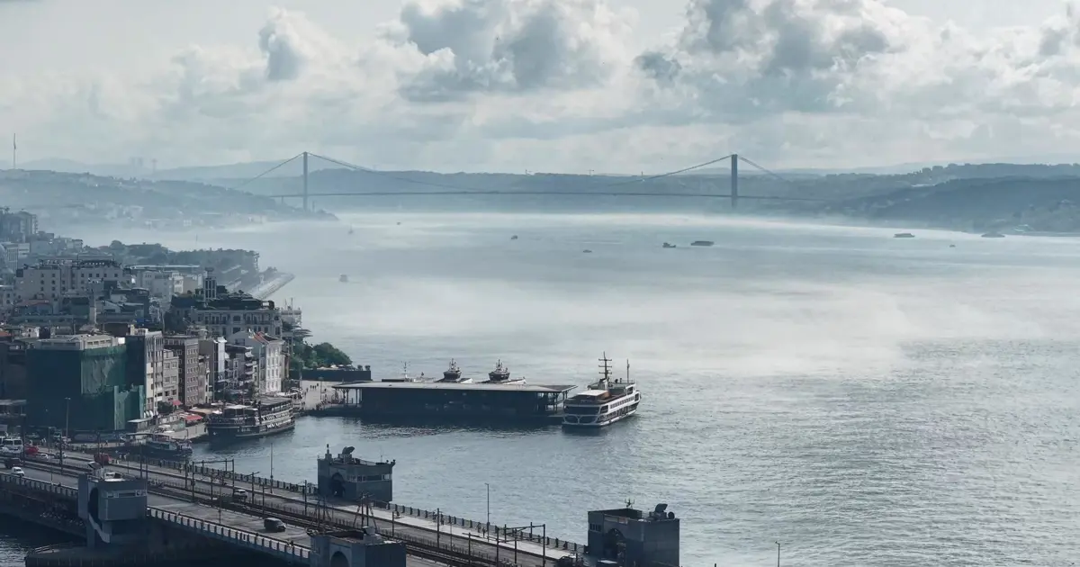 İstanbul'a sürpriz yağmur gelebilir. Hafta ortasına dikkat, 3 gün bunaltacak sıcaklık geliyor