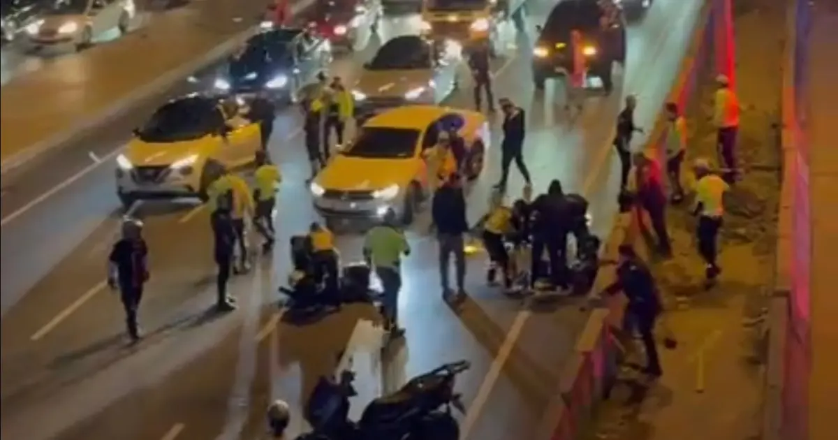 Trafik polisine çarpan motosikletliye adli kontrol