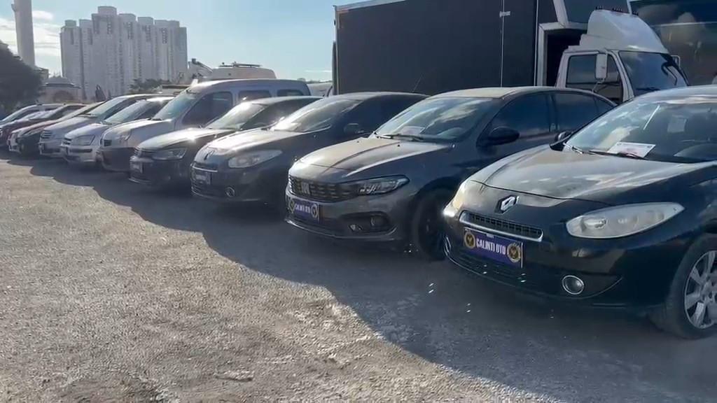 İstanbul merkezli 3 ilde "change" araç operasyonu: 16 gözaltı