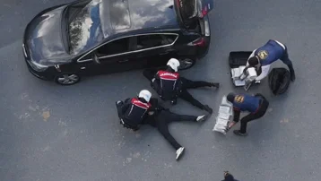 İstanbul'da düzenlenen operasyonda 51 kilo uyuşturucu ele geçirildi