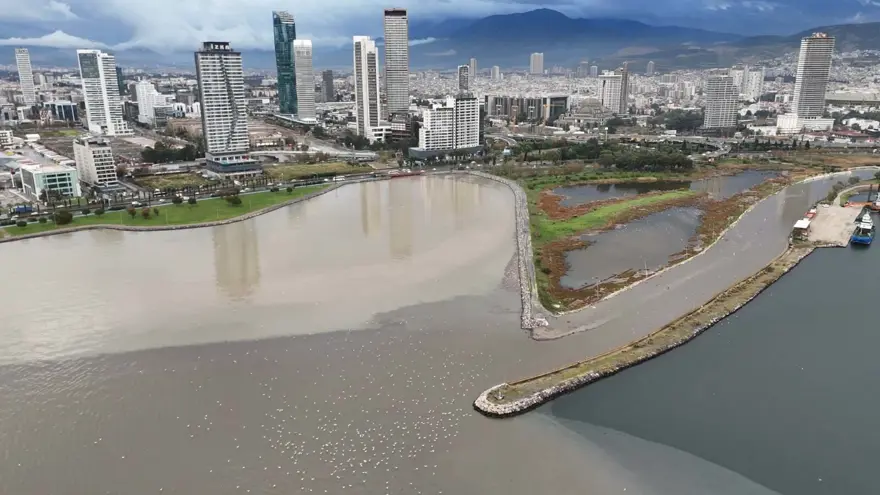 DENİZİN RENGİ DEĞİŞTİ 2