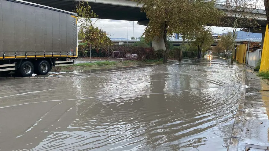 KARABURUN'DA DA ETKİLİ OLDU 1