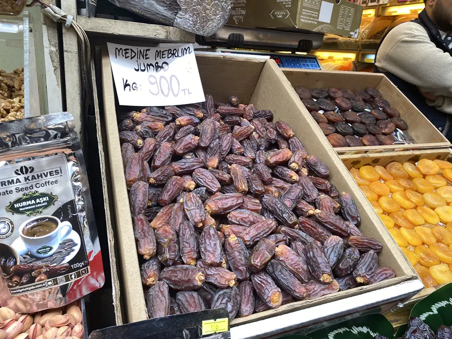 HURMANIN BESLEYİCİLİĞİ HURMANIN BESLEYİCİLİĞİ