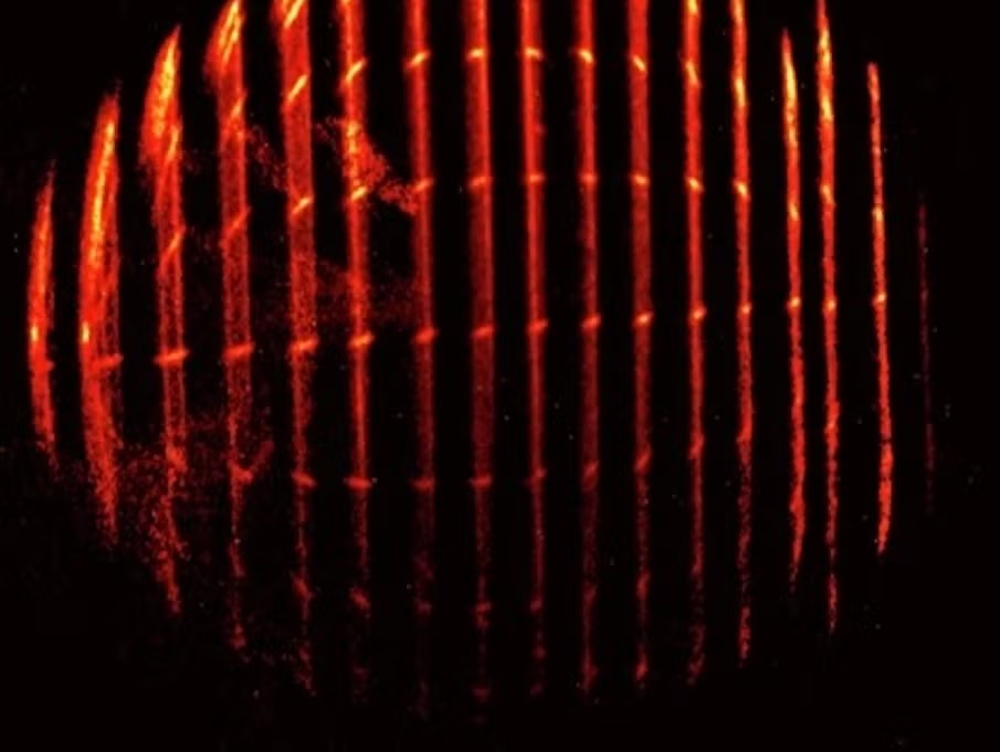 Işık hızı ilk kez fotoğraflandı. 100 yıllık teori kanıtlandı