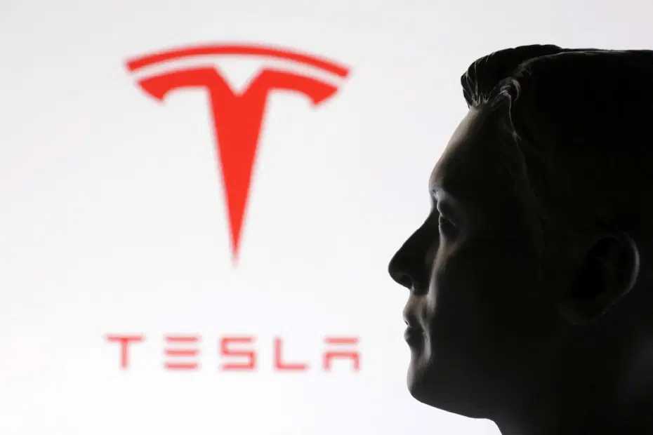 Uzun süredir erteleniyordu. Tesla Roadster 1 Ekim'de tanıtılacak