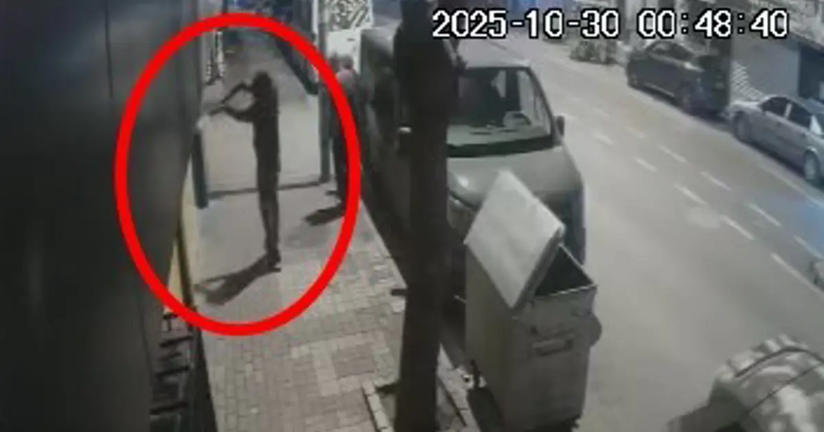 "Kenara çekilin" deyip pompalı tüfekle ateş açtı