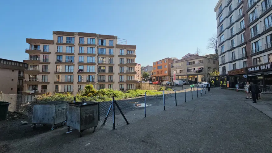 Belediye ödeme yapmadı, arsa sahibi yolu kapadı 3