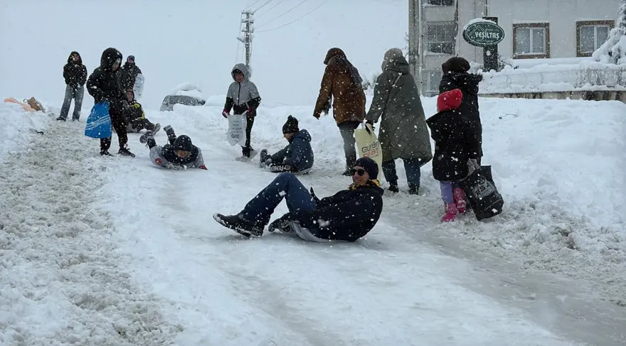ÇARŞAMBA YENİDEN KAR GELİYOR  4