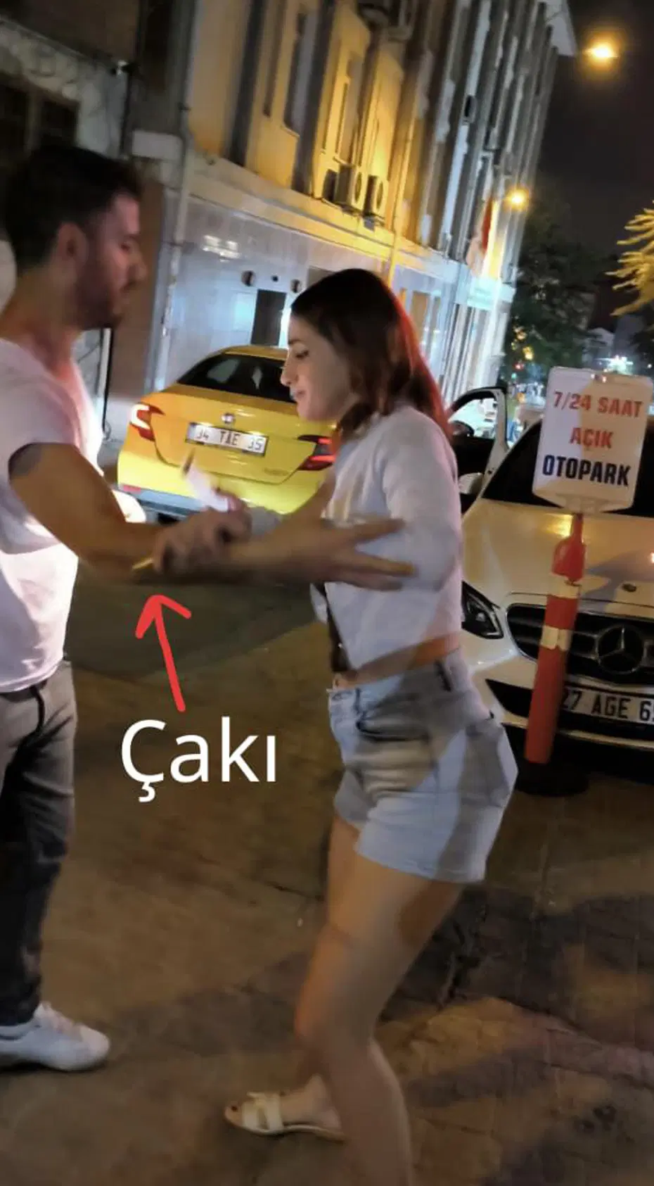 Kanadalı turist takside gasbedilip bıçaklandığını iddia etti