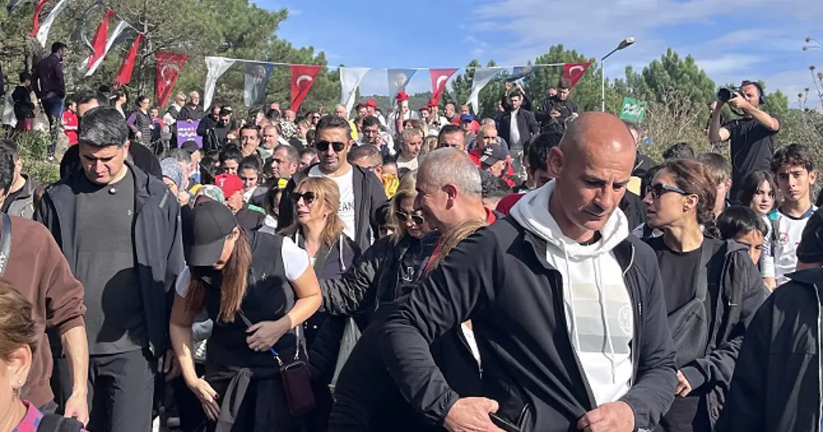 Kayışdağı’nda "Dağ Çileği Toplama Festivali" düzenlendi