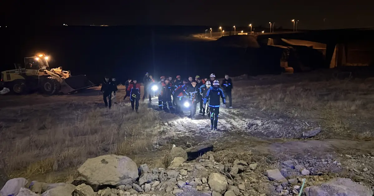 Otomobil uçuruma yuvarlandı: 1 ölü