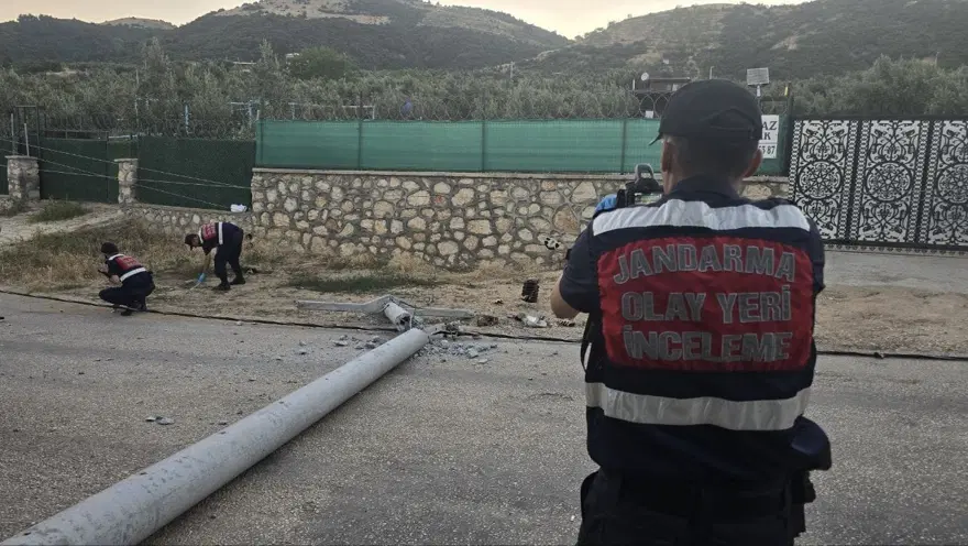 Kazazedeye yardım etmek isterken akıma kapılarak öldü 1