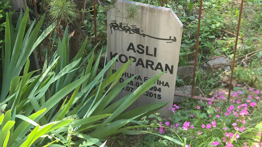 ABLASIYLA AYNI KADERİ PAYLAŞTI 3