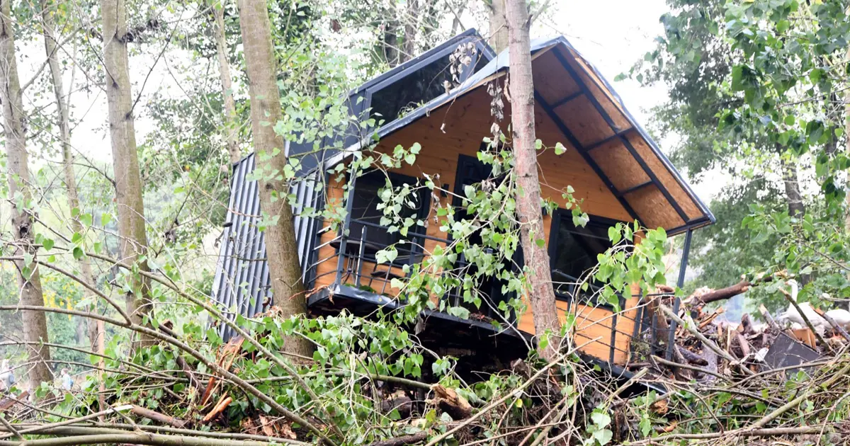 6 kişinin öldüğü bungalov faciasında 2. dava. 5 kamu görevlisine yurt dışı yasağı