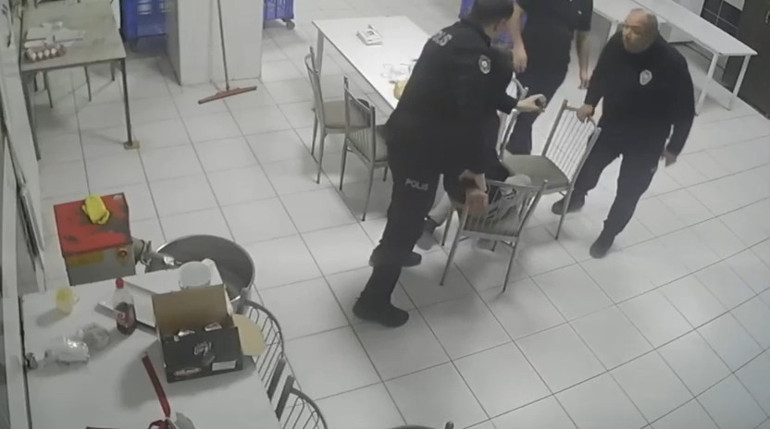 Komşusunu öldürmüştü. Müebbet talep edildi