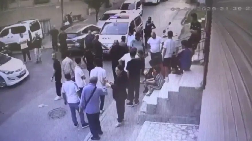 SİLAHTAN ÇIKAN KURŞUN OYUN OYNAYAN ÇOCUĞA İSABET ETTİ

 1