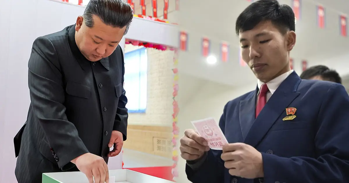 Kim Jong tek aday olarak girdiği seçimlerde yüzde 99.93 oy aldı. Yüzde 0.07'lik karşı oyu kimler verdi?