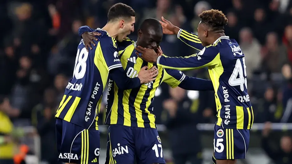 Fenerbahçe'ye imzası kurumadan kariyer planını açıkladı. 