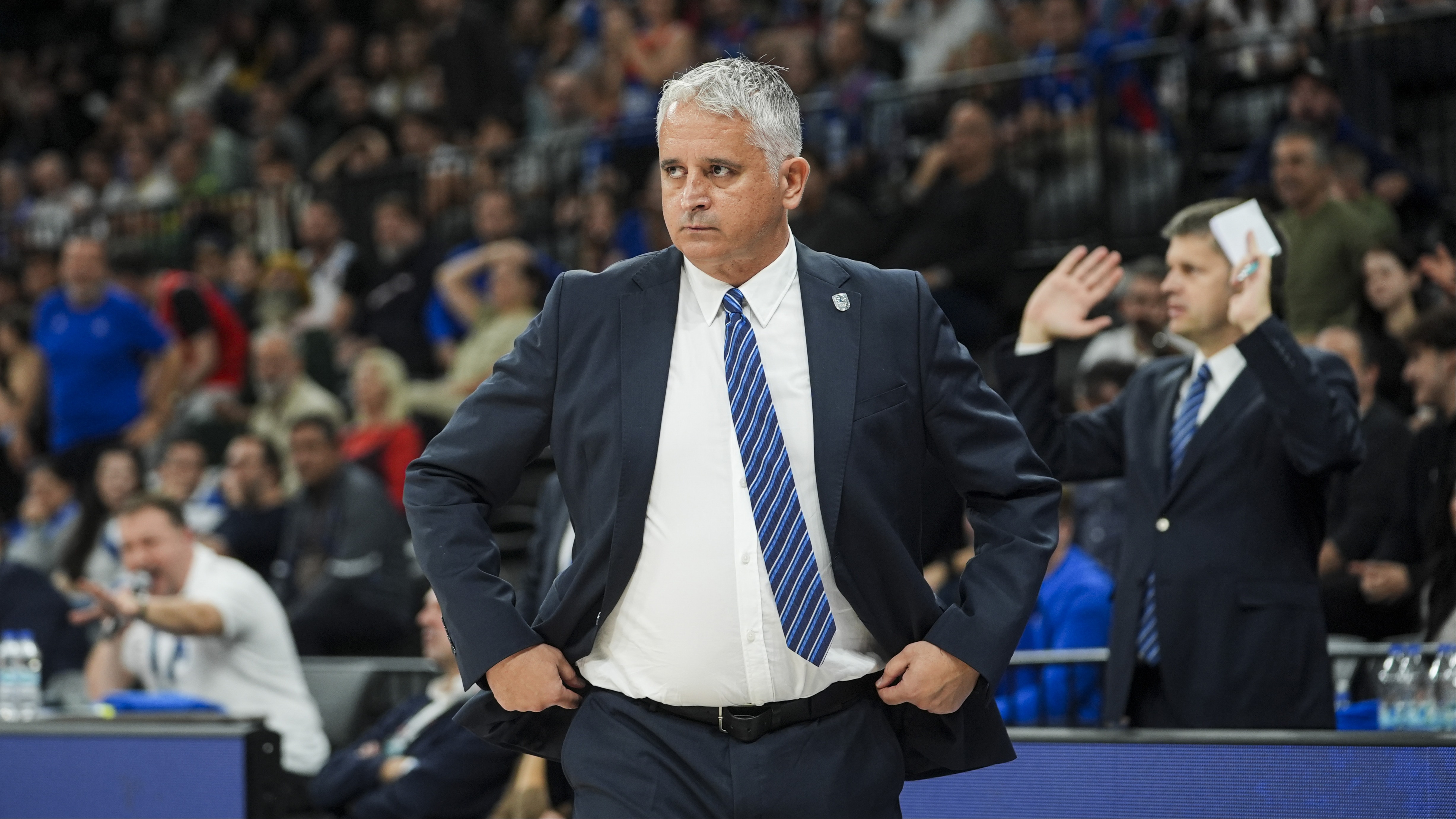 Anadolu Efes'te fatura hocaya kesildi