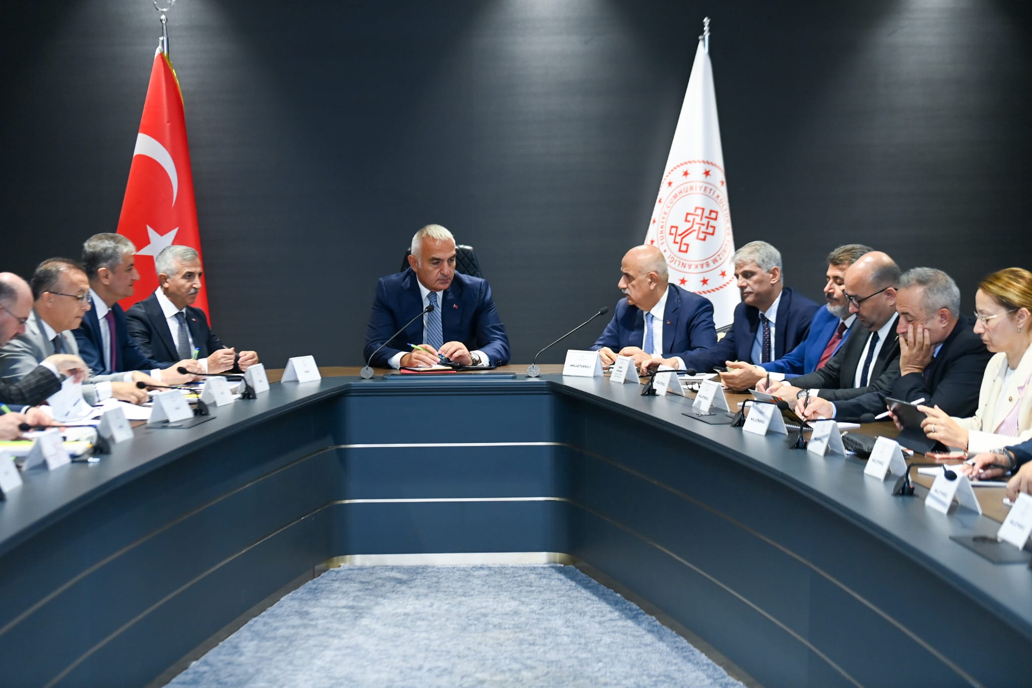 Kültür ve Turizm Bakanı Ersoy, Kahramanmaraş'ta deprem bölgesindeki kültür varlıkları için değerlendirme yaptı
