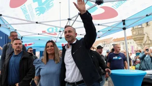Almanya'da aşırı sağcı AfD'den tarihi zafer Almanya'da aşırı sağcı AfD'den tarihi zafer