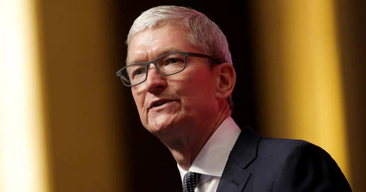 Apple'da Tim Cook devri sona erdi. Yeni CEO belli oldu
