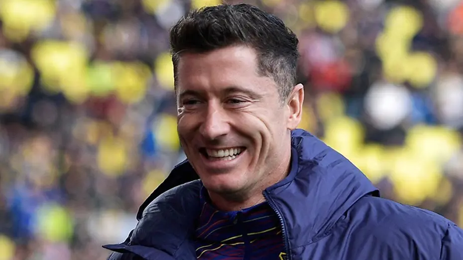 Robert Lewandowski'nin eşi, transfer ateşini yaktı. 