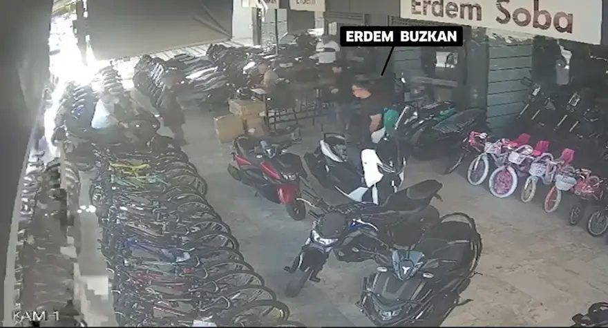 "ÇANTANIN İÇİ GENELDE PARA DOLU OLURDU" 4