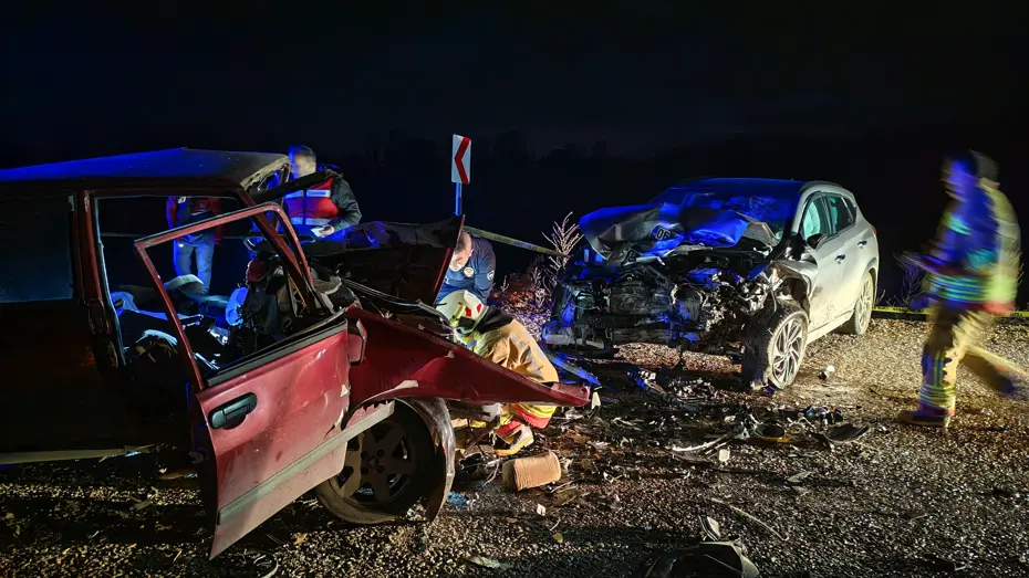 Manisa'da feci kaza: Aynı aileden 3 kişi hayatını kaybetti