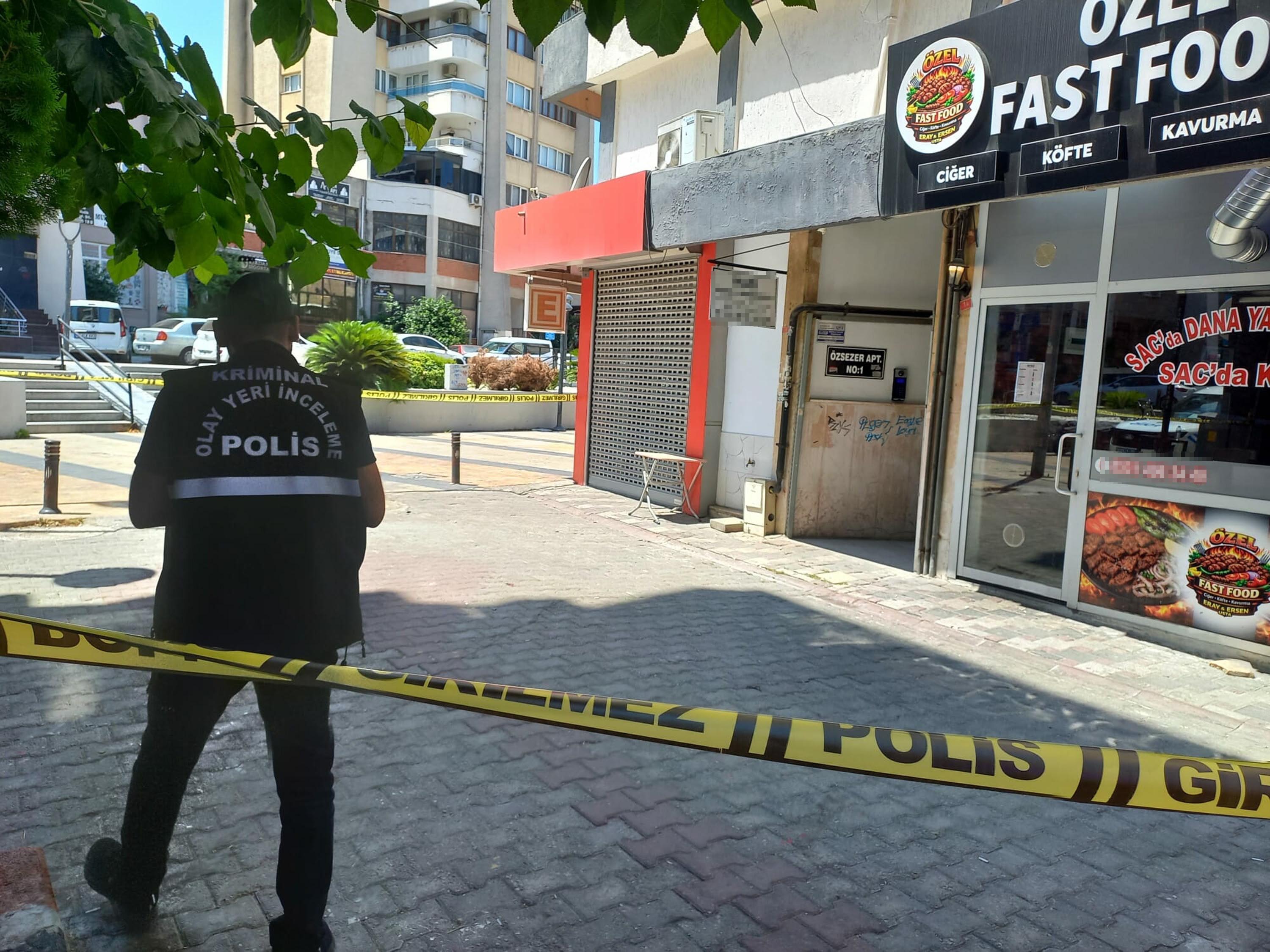 Manisa'da 5. Kattan Düşen Genç Kadın Hayatını Kaybetti