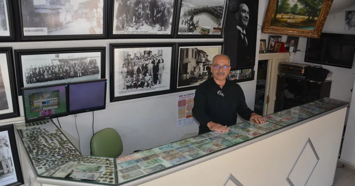 50 ülkenin parasını dükkanında sergiliyor: Manisalı fotoğrafçının koleksiyon tutkusu