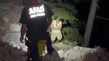 Manzara izlemek için çıktı, saatlerce mahsur kaldı