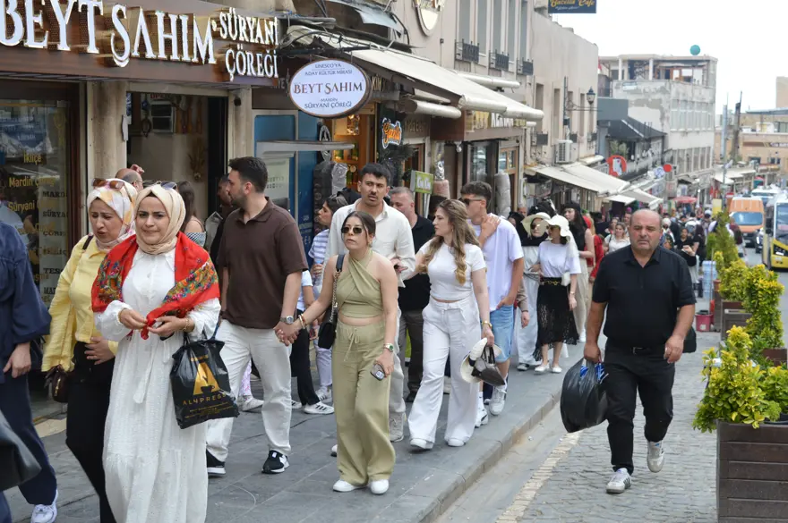 Kentte kapasite yüzde 100'e ulaştı. Turistler başka illere yönlendirildi 1