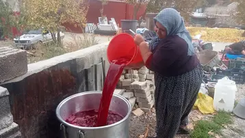 Kanser hücrelerinin büyümesini engelliyor. Antioksidan zengini besin saatlerce kaynatılıyor