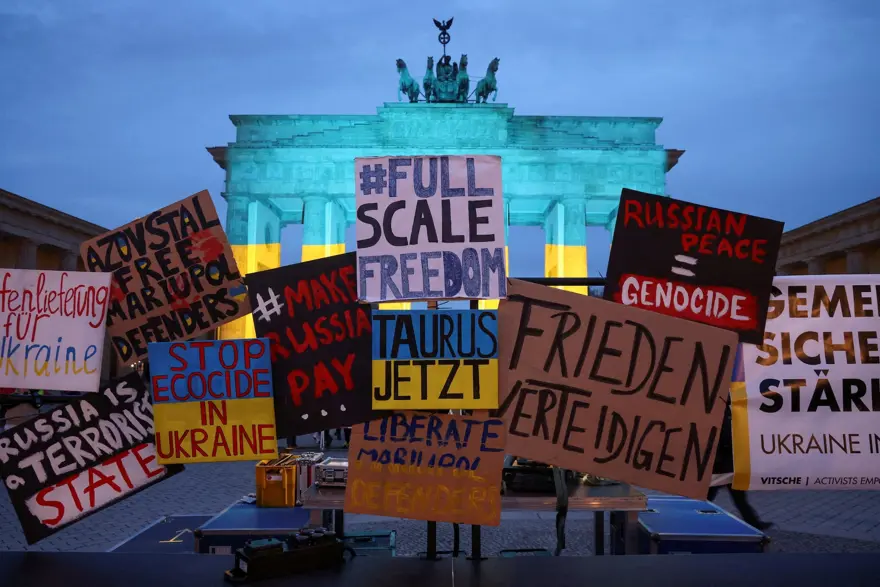 ALMANYA'DAN "GERÇEK BARIŞ FIRSATI" VURGUSU 4