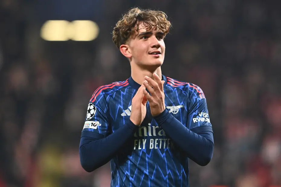 15 yaşında Şampiyonlar Ligi tarihine geçti