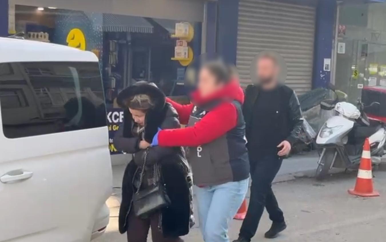 Binbir surat Şerife tutuklandı. Kendisini MİT ve NATO temsilcisi diye tanıtıp depremzedeleri dolandırdı 