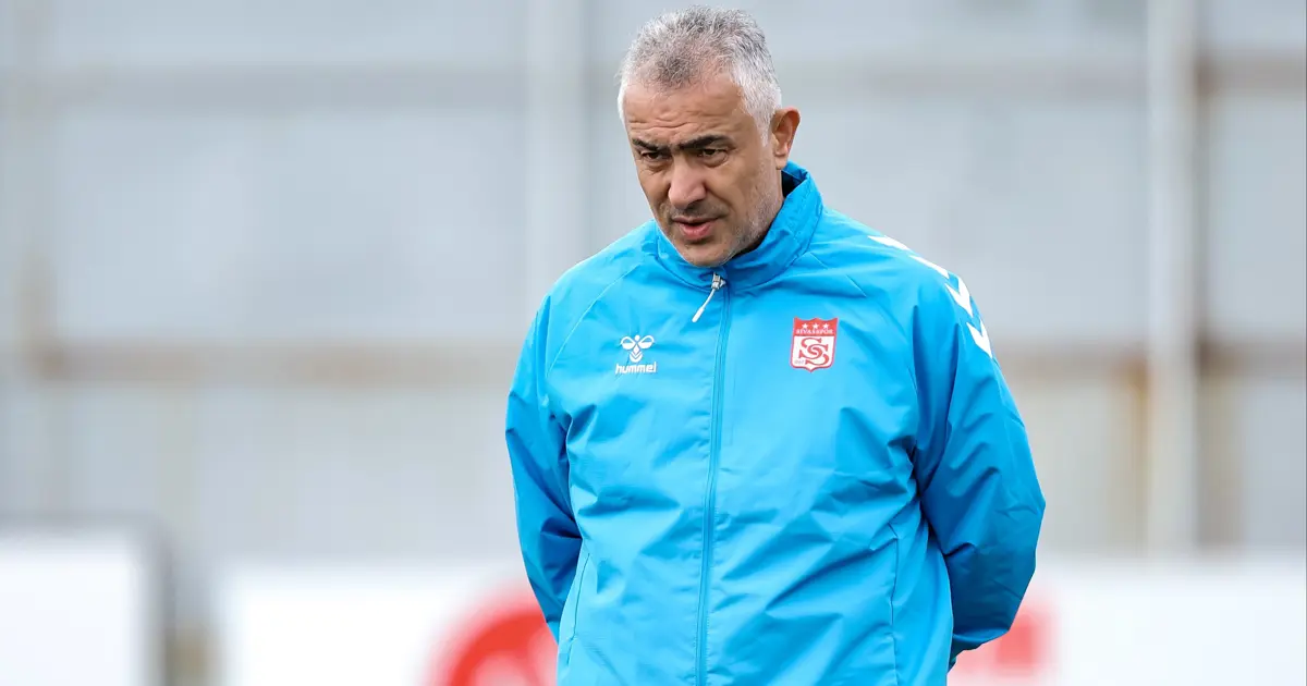 Sivasspor'dan 12 ay men cezası alan Ali Şaşal Vural için açıklama: "Oyuncumuzun arkasındayız"