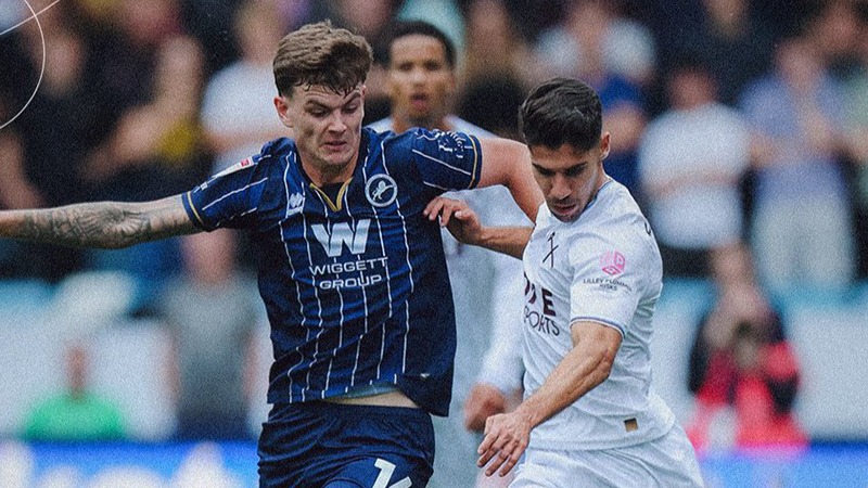 Dünyanın konuştuğu Millwall-West Ham derbisinde her şey 6 dakikada değişti. 4 gol, 1 kırmızı kart