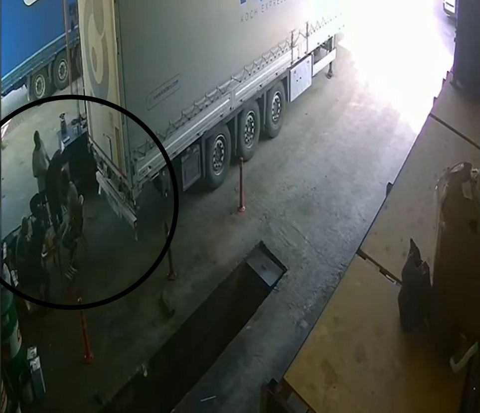 Nefes borusuna lokma tatlısı kaçtı, Heimlich manevrasıyla kurtarıldı