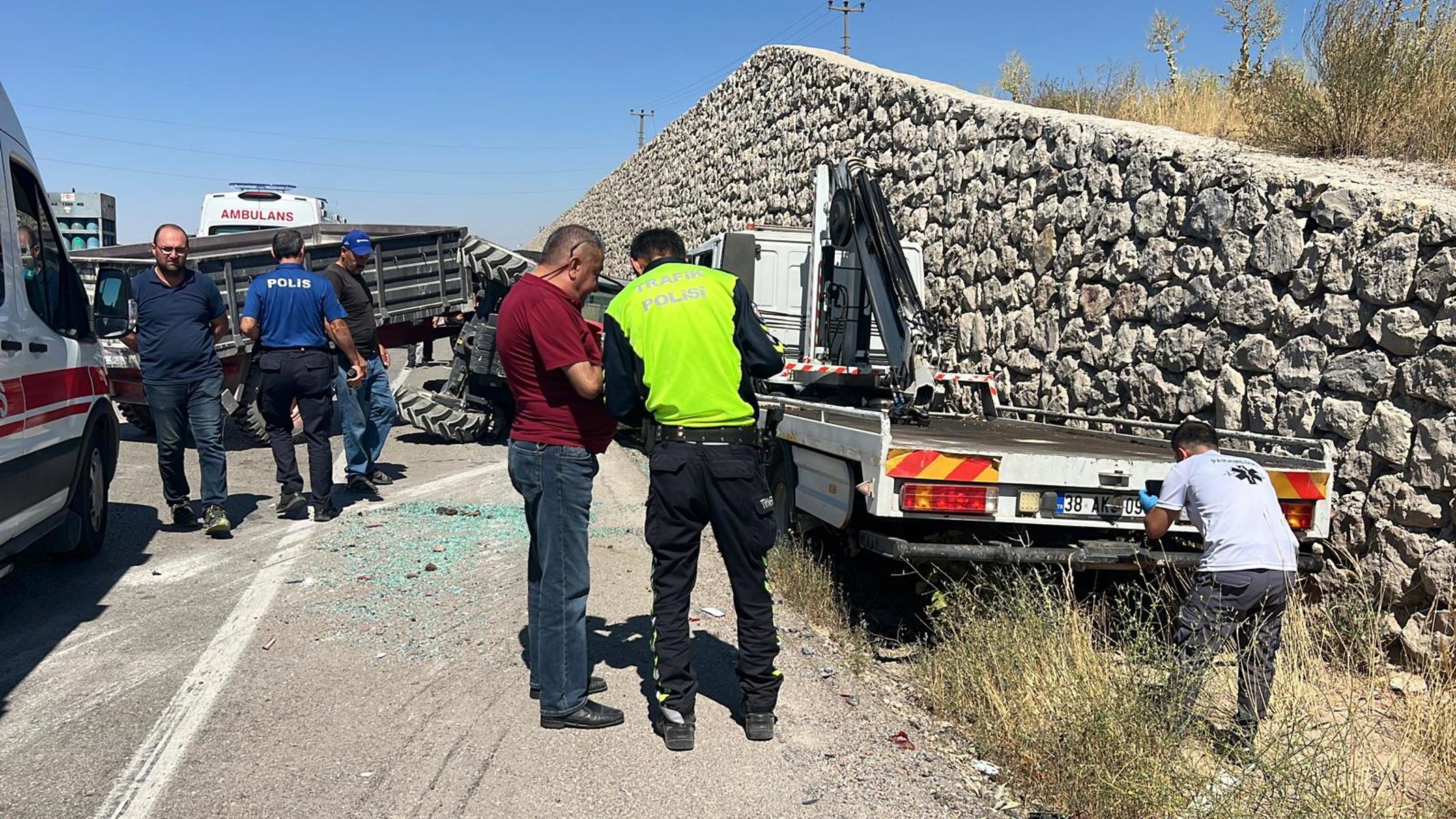 Nevşehir'de çekici ile traktör çarpıştı: 4'ü çocuk 6 yaralı
