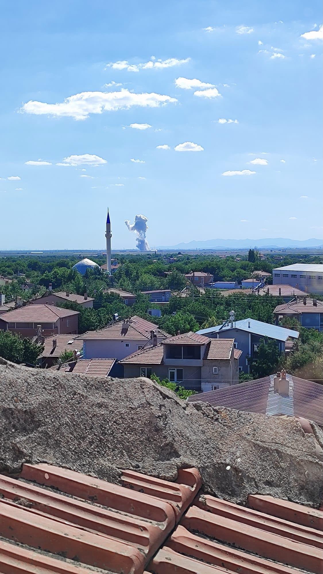 Niğde'de havai fişek fabrikasında patlama