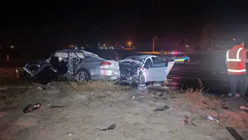 Niğde'de otomobiller kavşakta çarpıştı: 3 ölü, 6 yaralı
