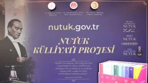 Atatürk'ün Nutuk'u 8 dilde dünyaya açılıyor: Dijital platform erişime sunuldu