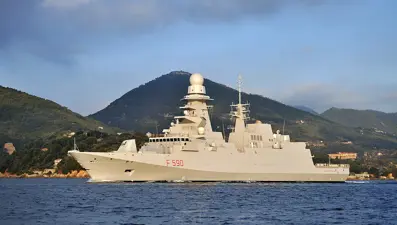 Yunanistan İtalya'dan 2 fırkateyn alacak