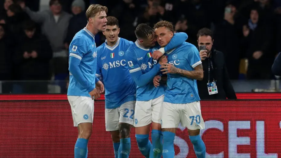 Galatasaray ilk transferini İstanbul’a getiriyor