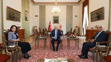 TBMM Başkanı Kurtulmuş DEM Parti İmralı heyetiyle bir araya geldi